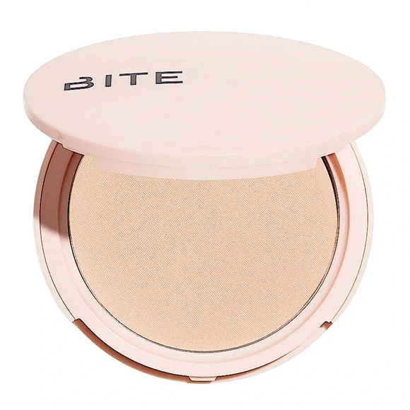 Bite Beauty Light 2 Changemaker Flexible Coverage Pressed Powder - Picture 1 of 2